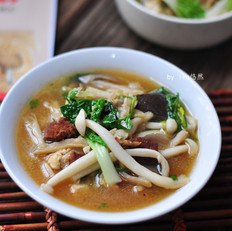 肉臊子烩莜面条 ,肉臊子烩莜面条 怎么做,糕点主食,小吃教程,家常菜,家常菜做法,小吃培训,肉臊子烩莜面条 的做法,